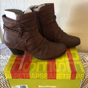 Bare Traps ankle boots